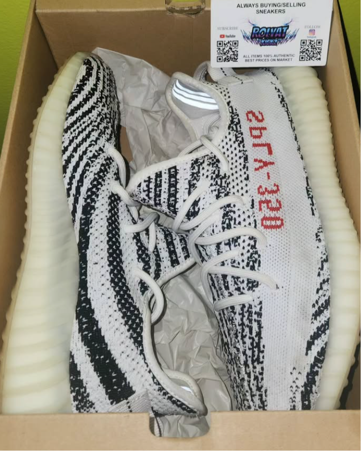 SIZE 8 YEEZY ZEBRA 350S WITH OG BOX