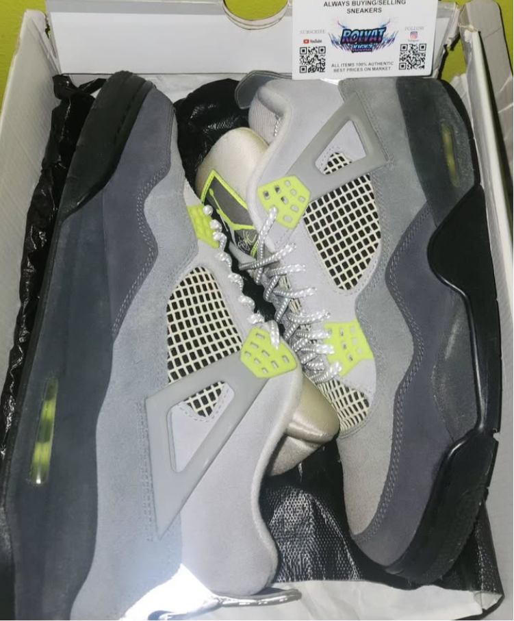 AIR JORDAN 4 NEON WITH OG BOX